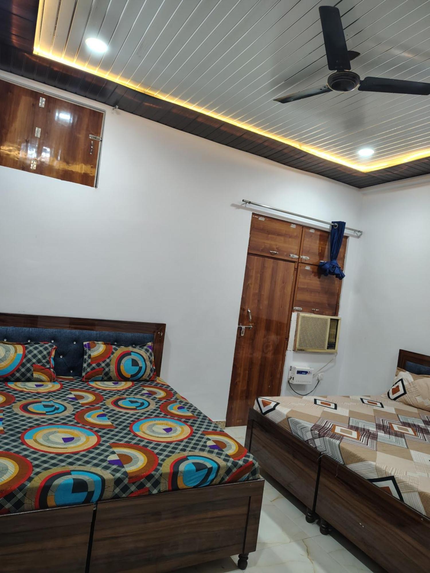 Shri Haridas Kripa Dham Ashram Vrindāvan Quarto foto