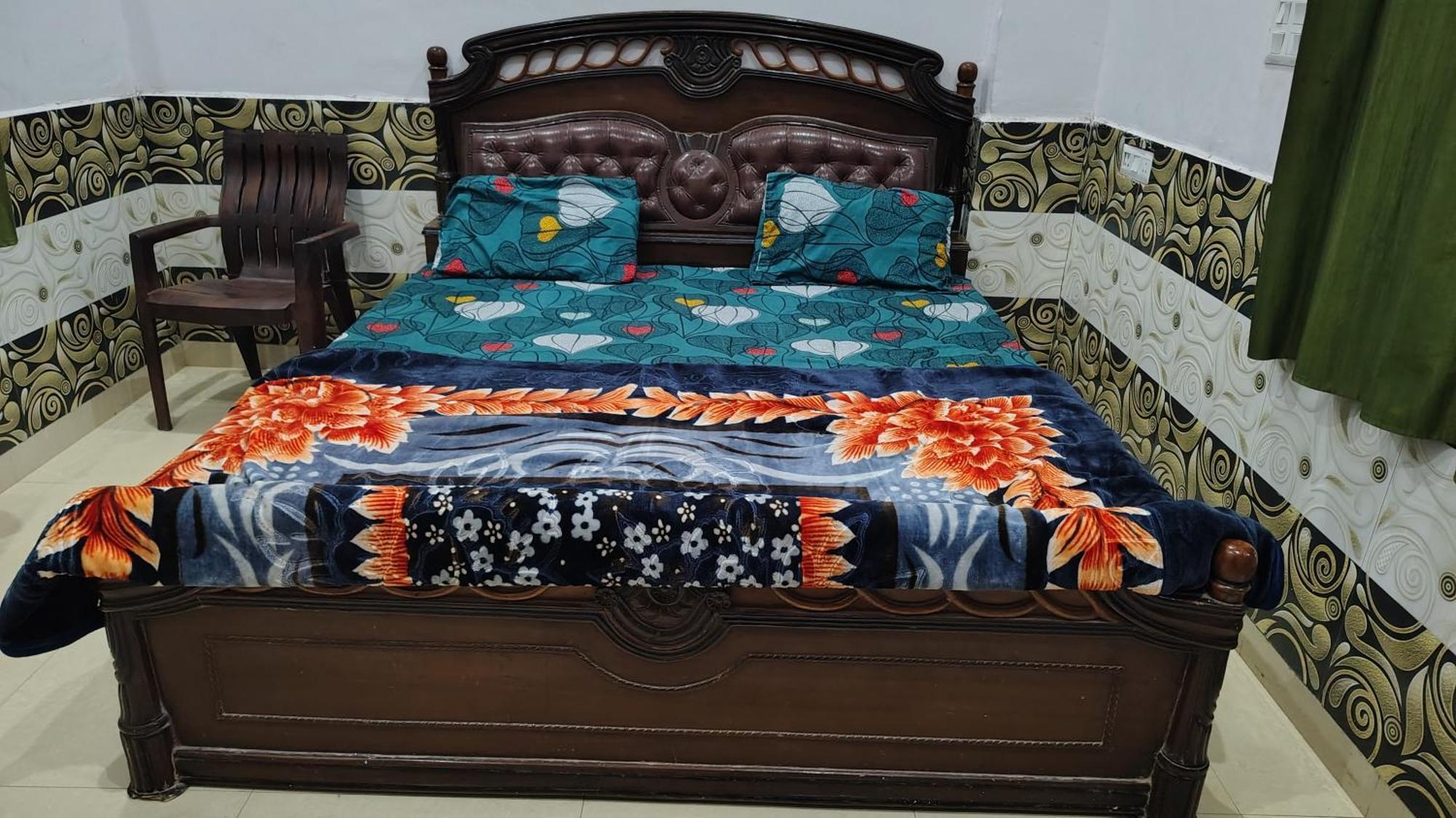 Shri Haridas Kripa Dham Ashram Vrindāvan Quarto foto